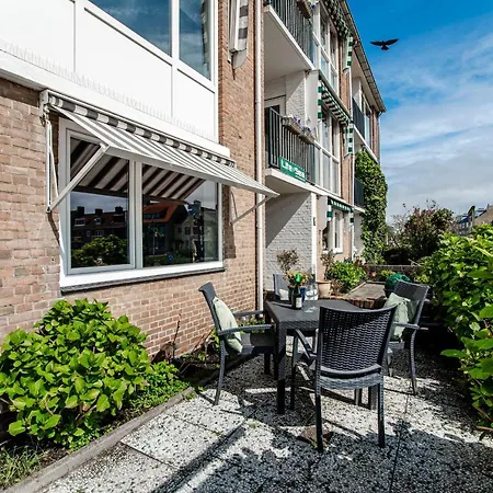 En Papillon Apartment