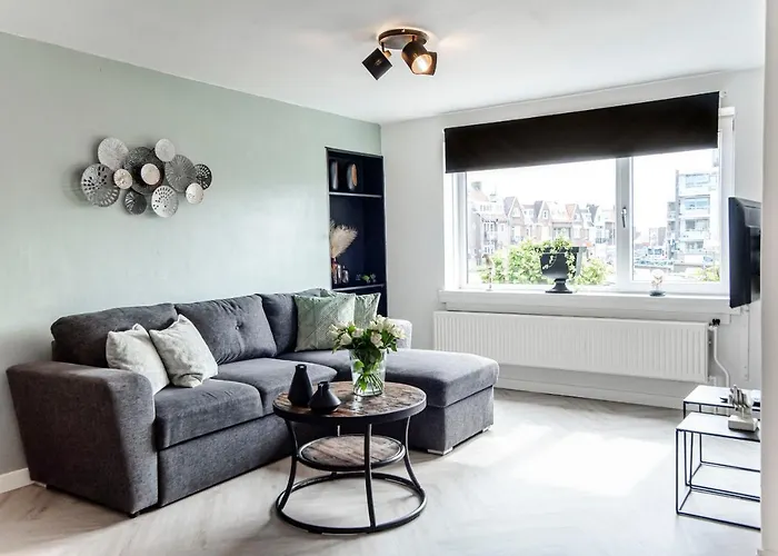 En Papillon Daire Zandvoort